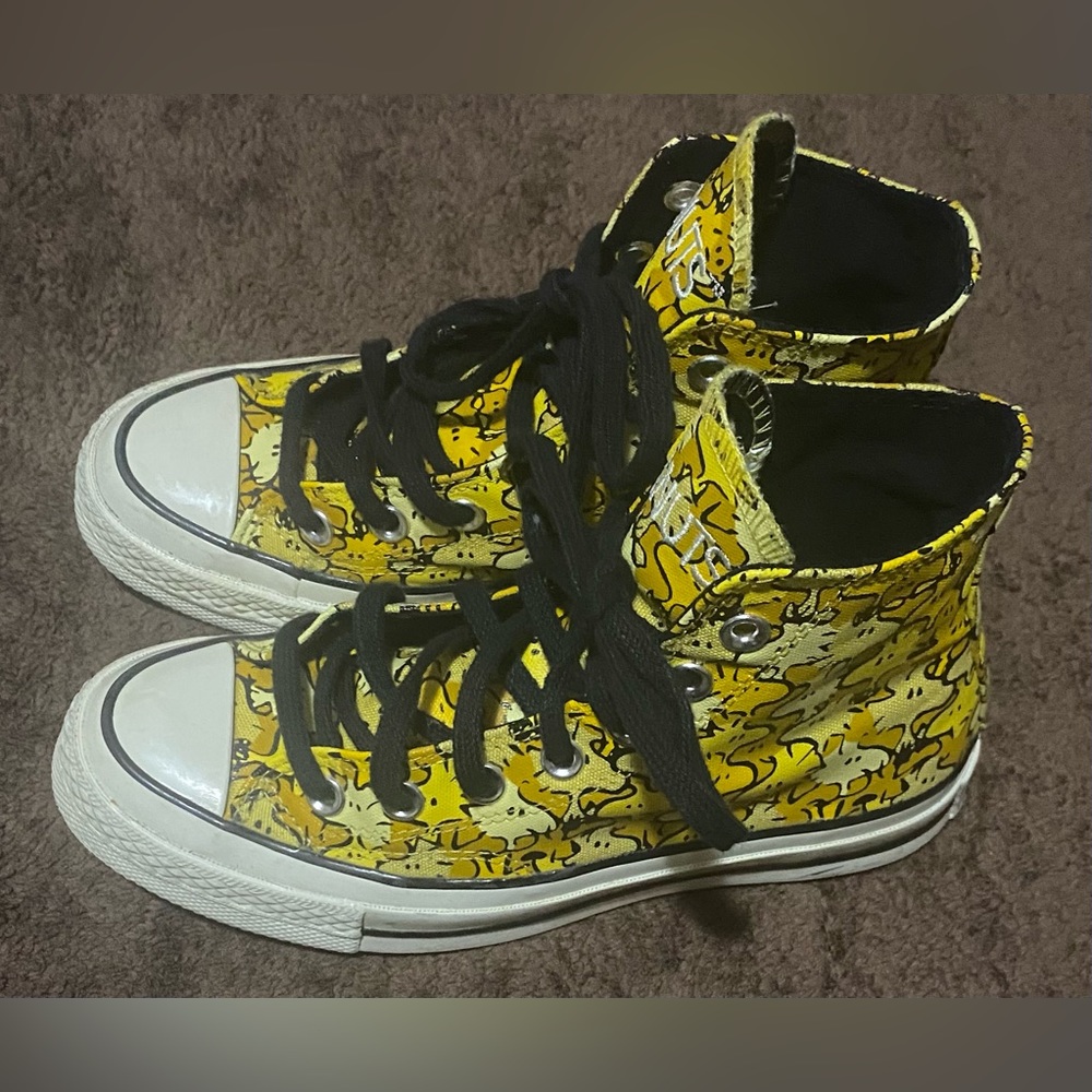 CONVERSE ALL STAR CHUCK TAYLOR HIGH TOPS CHARLIE BROWN